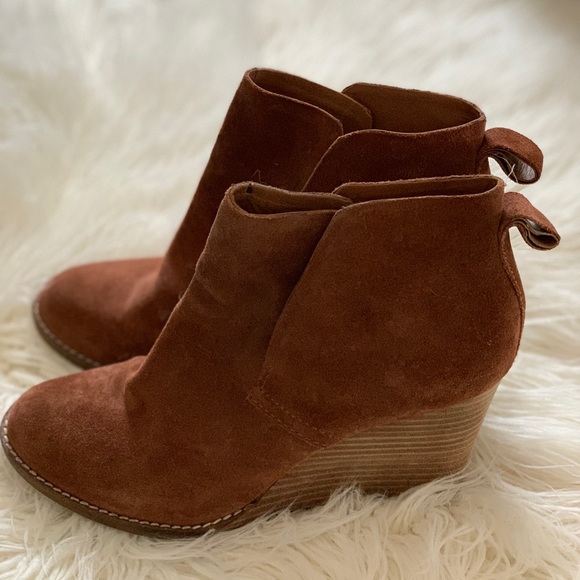 youse wedge chelsea boot